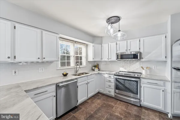 $759,000 | 43451 Livery Square, Ashburn, VA 20147