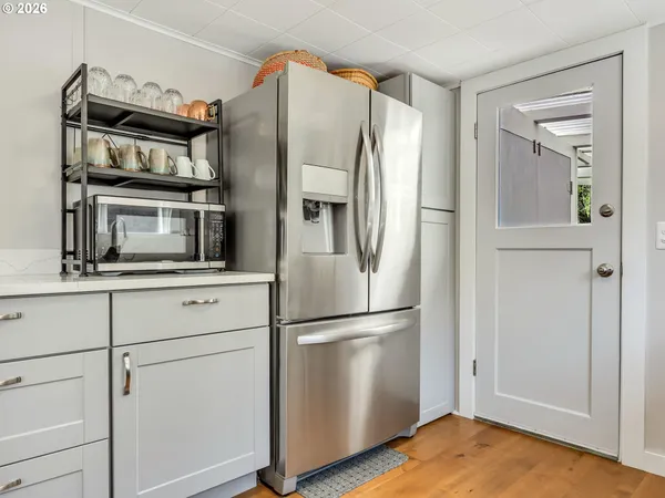 $849,900 | 631 North Larch, Cannon Beach, OR 97110
