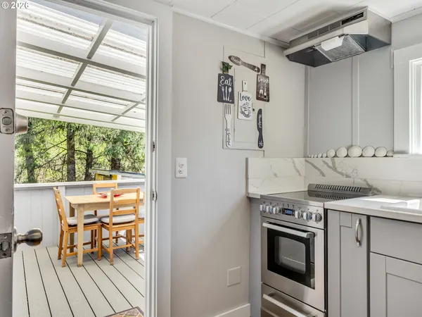 $849,900 | 631 North Larch, Cannon Beach, OR 97110