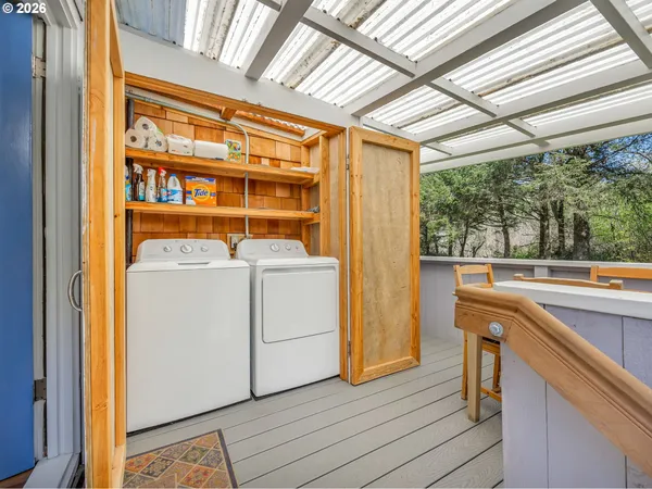 $849,900 | 631 North Larch, Cannon Beach, OR 97110
