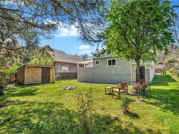 $849,900 | 631 North Larch, Cannon Beach, OR 97110