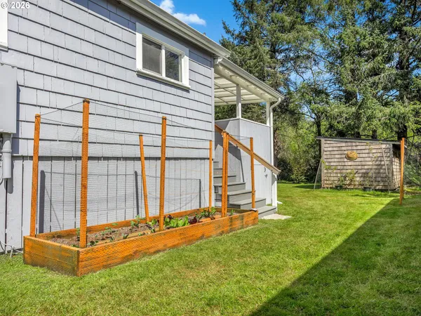 $849,900 | 631 North Larch, Cannon Beach, OR 97110