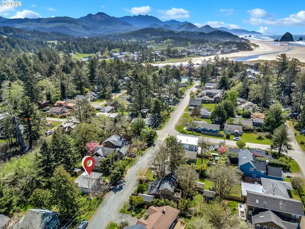 $849,900 | 631 North Larch, Cannon Beach, OR 97110