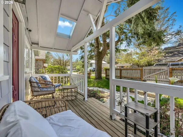 $849,900 | 631 North Larch, Cannon Beach, OR 97110