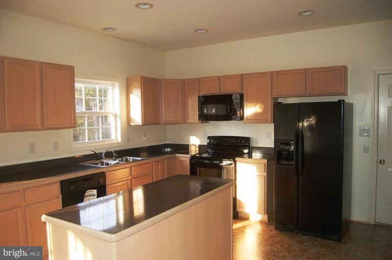 22508 Lahore Road Orange, VA 22960 - Photo 3 of 20 Kitchen