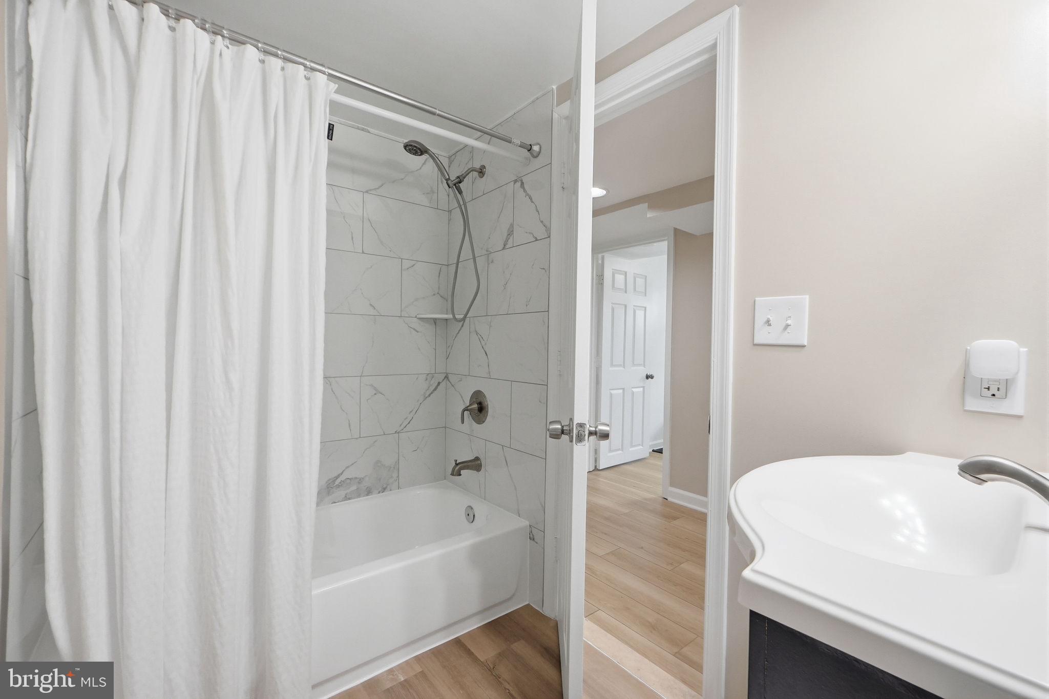 3007 Kingsway Road Fort Washington, MD 20744 - Photo 28 of 37 Lower Level Full Bathroom