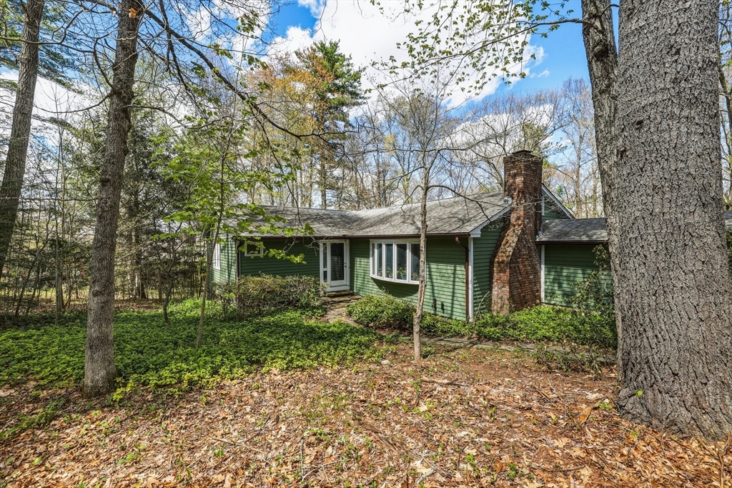 1360 Bay Road Amherst, MA 01002 - Photo 2 of 42 Gallery Image 2