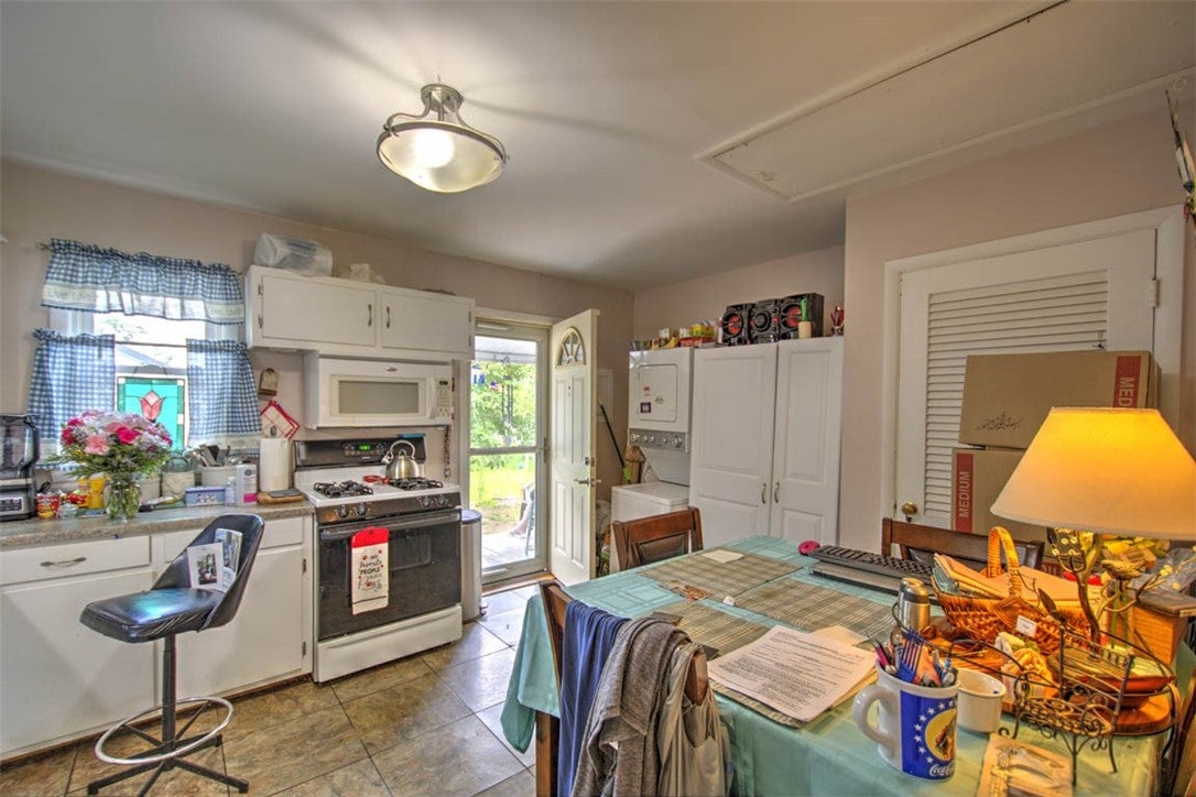 1418 West Cushing Street Decatur, IL 62526 - Photo 7 of 16