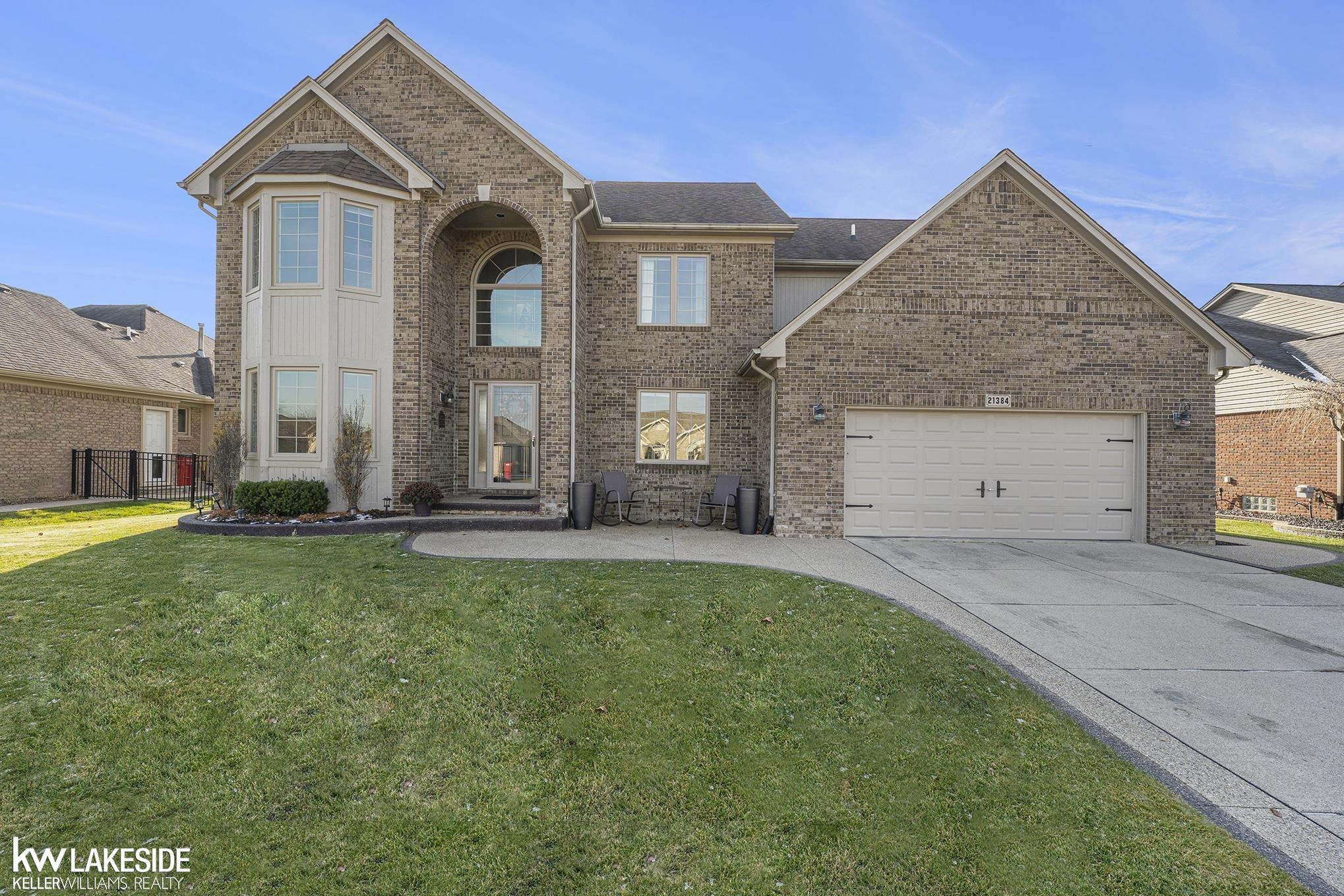 21384 Rome Drive Macomb, MI 48044 - Photo 1 of 36 50096654.JPG