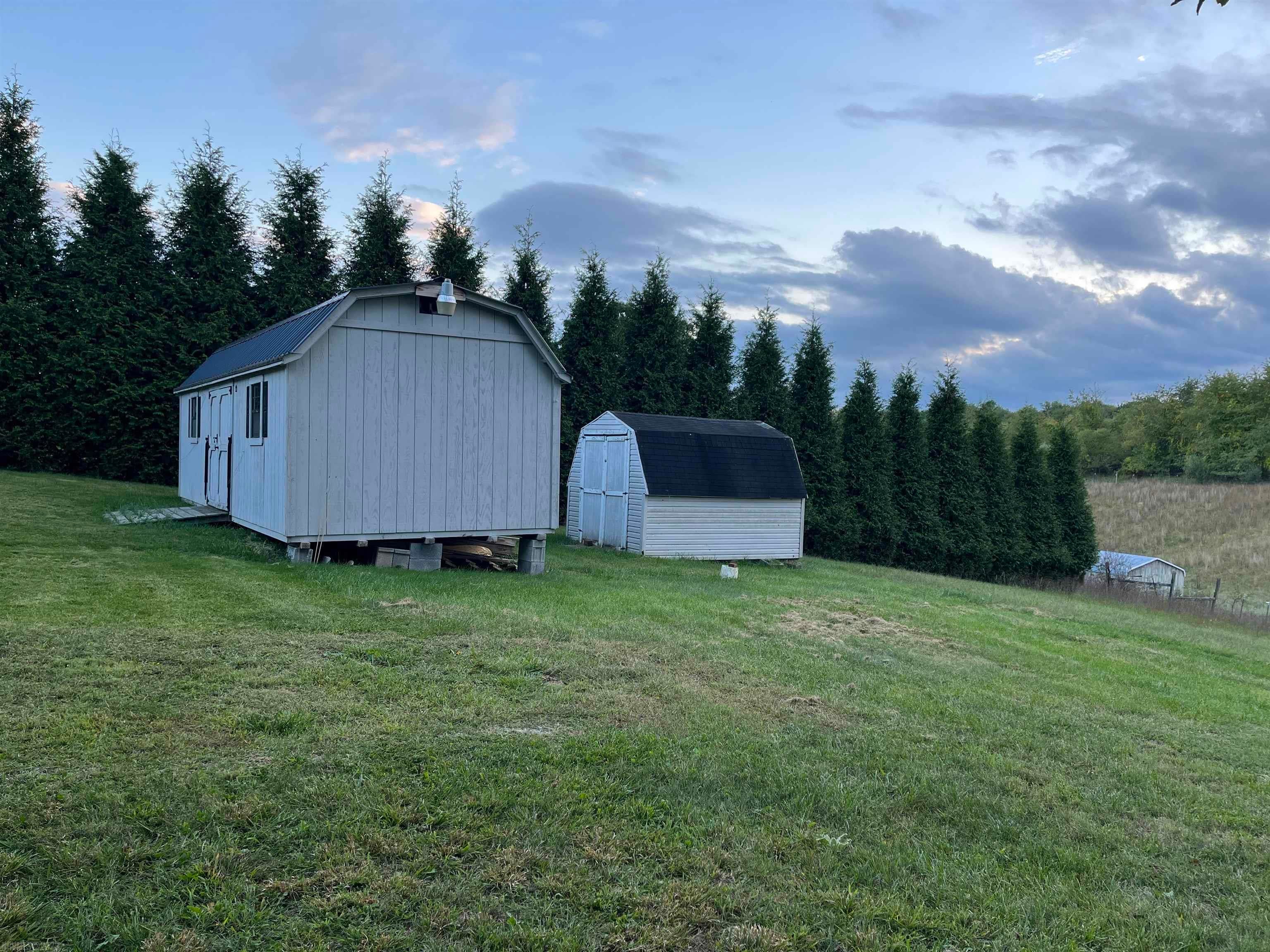 2289 Peppers Ferry Road Pulaski, VA 24301 - Photo 22 of 25 Gallery Image 22