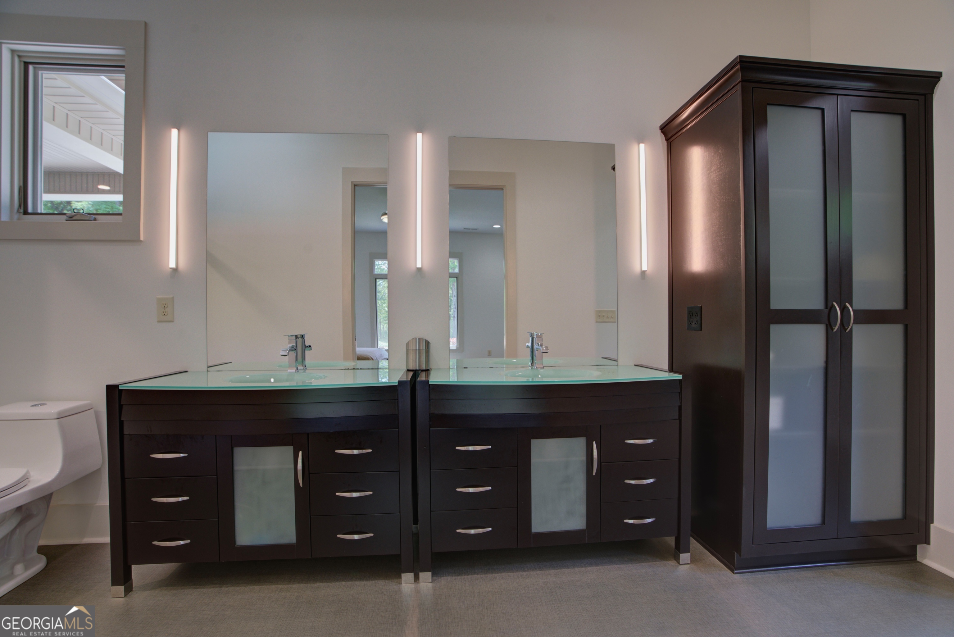 610 Kings Bridge Road Cave Spring, GA 30124 - Photo 18 of 72 a bathroom with a granite countertop sink a vanity and a large mirror