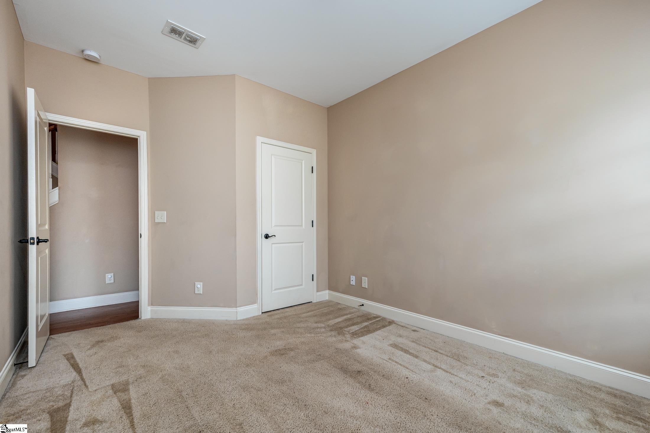 240 Barbours Lane Greenville, SC 29607 - Photo 18 of 36 Gallery Image 18