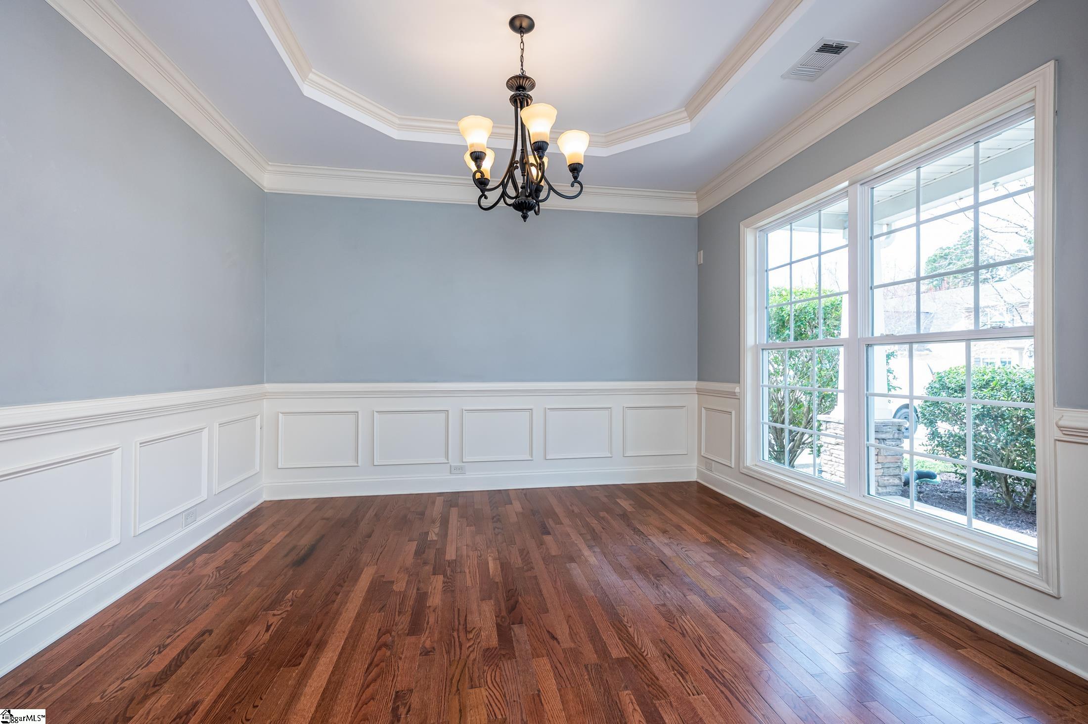 240 Barbours Lane Greenville, SC 29607 - Photo 3 of 36 Gallery Image 3