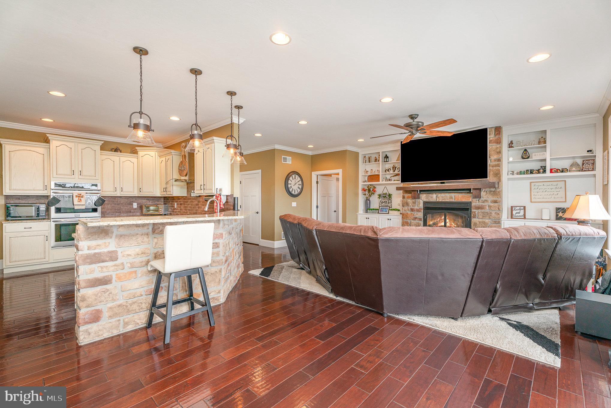 156 Fawn Hill Road Hanover, PA 17331 - Photo 7 of 61