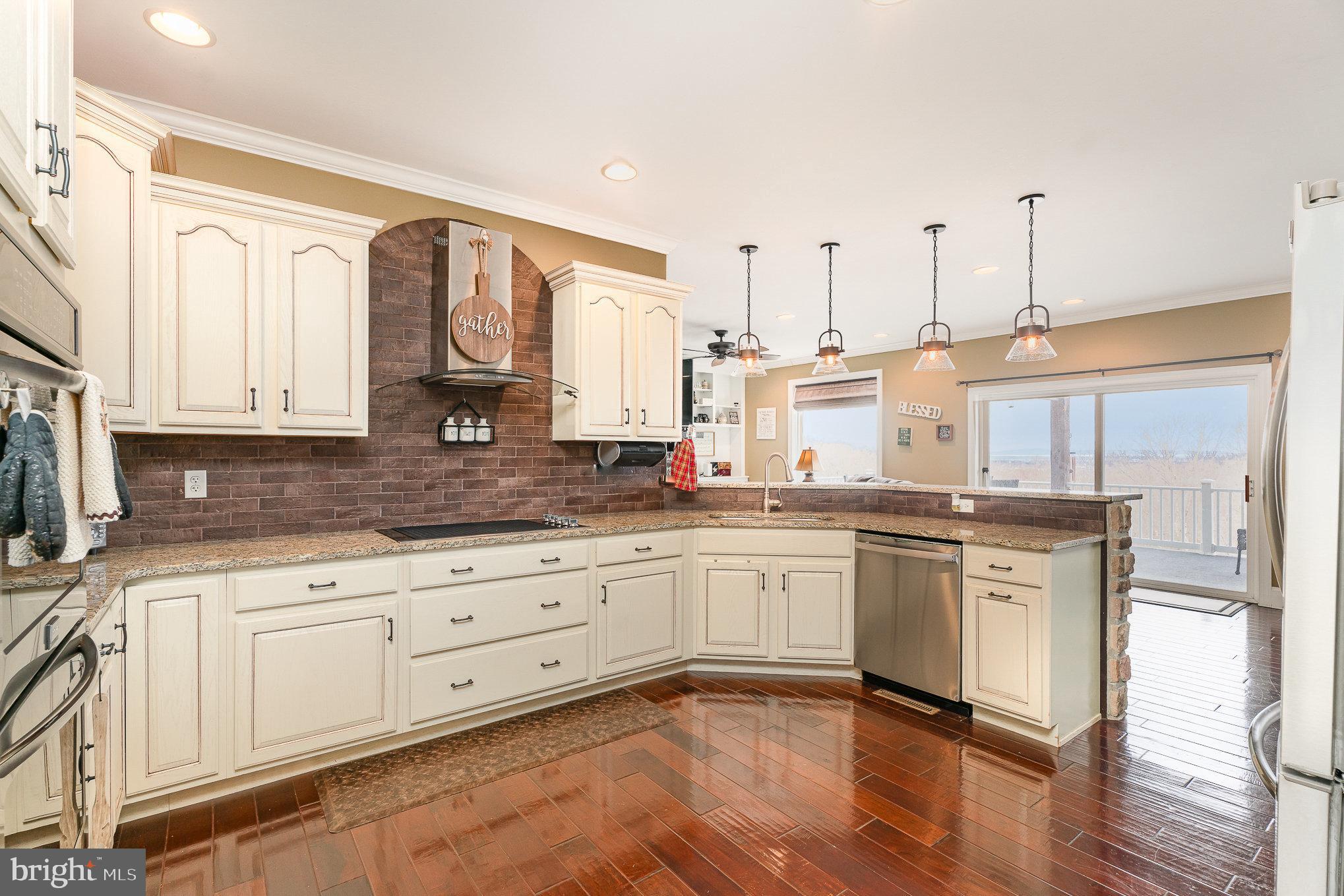 156 Fawn Hill Road Hanover, PA 17331 - Photo 8 of 61