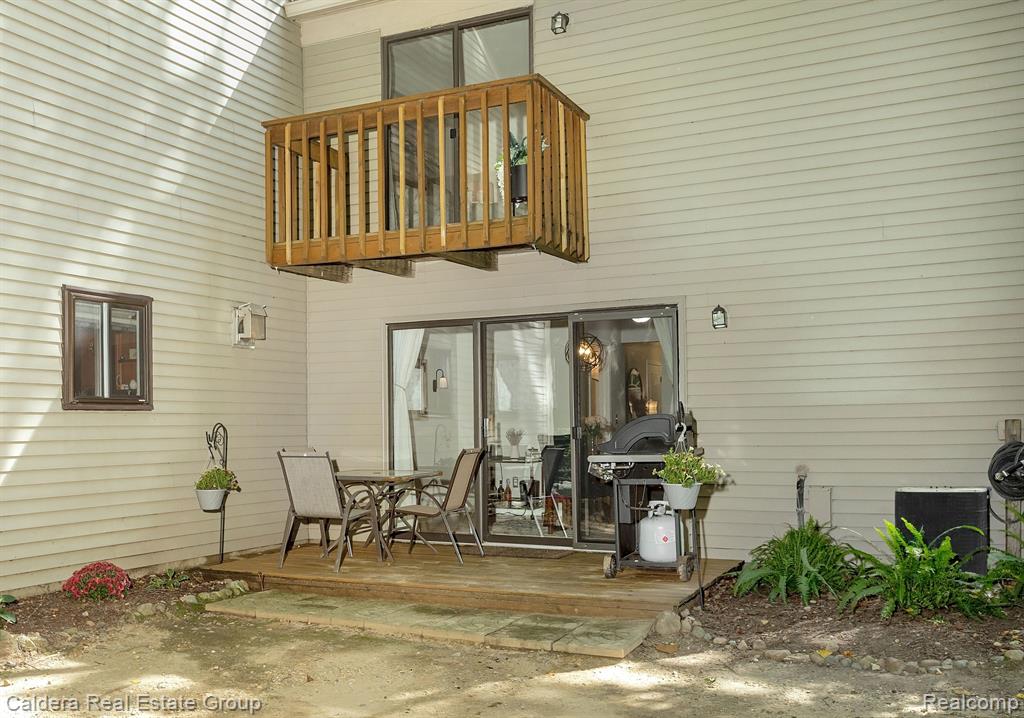 1510 Streamwood Court Rochester Hills, MI 48307 - Photo 28 of 32