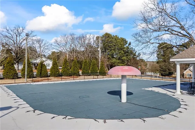 $385,000 | 1500 Smoke Hill Drive Northeast, Hoschton, GA 30548