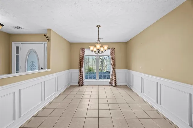 $385,000 | 1500 Smoke Hill Drive Northeast, Hoschton, GA 30548