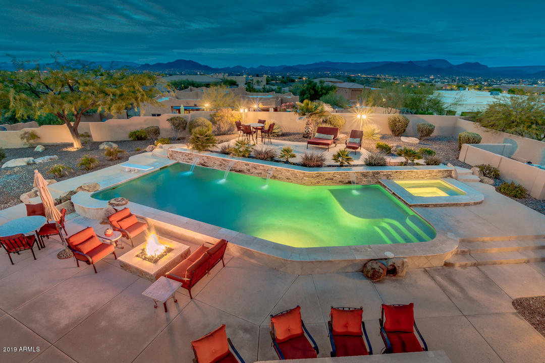 318 West Rock View Road Phoenix, AZ 85085 - Photo 12 of 105 70-Rock View