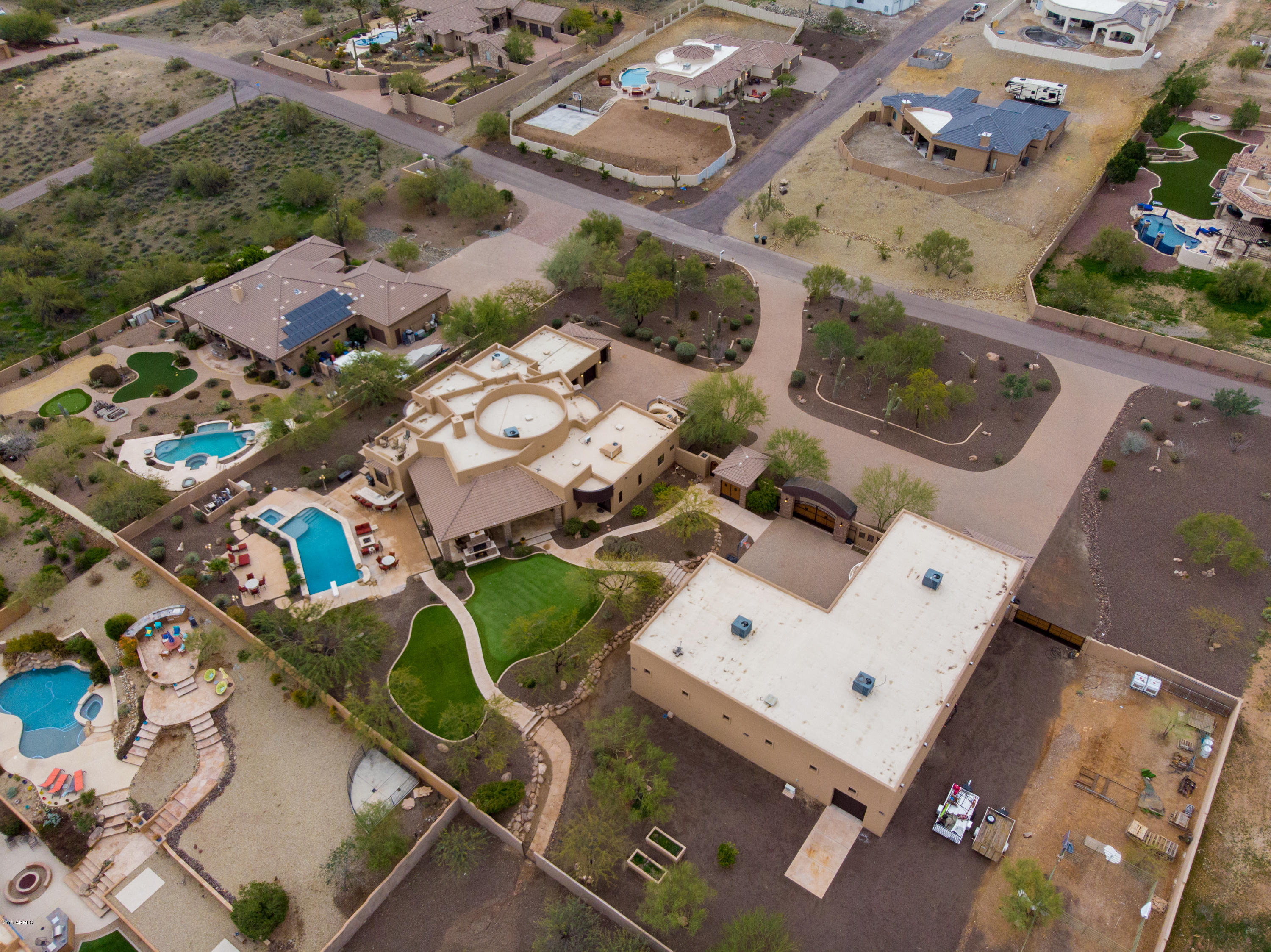 318 West Rock View Road Phoenix, AZ 85085 - Photo 72 of 105 07-Rock View
