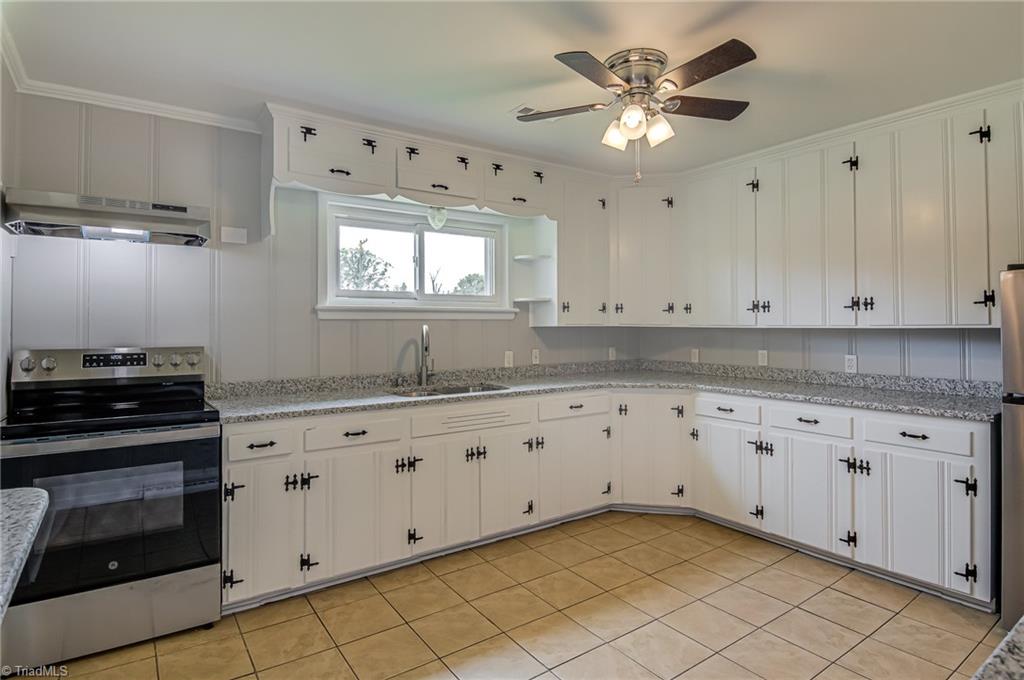 4249 High Point Road Winston-Salem, NC 27107 - Photo 19 of 30 Gallery Image 19
