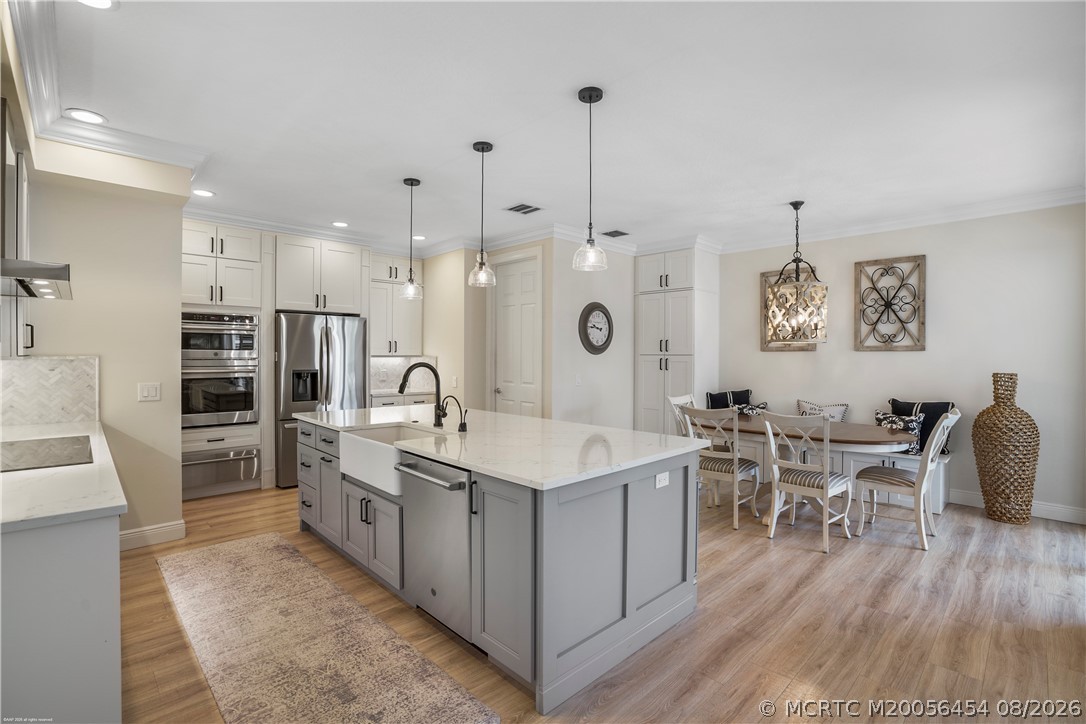 1421 Windley Key Way Jupiter, FL 33458 - Photo 19 of 82 Kitchen Center Island