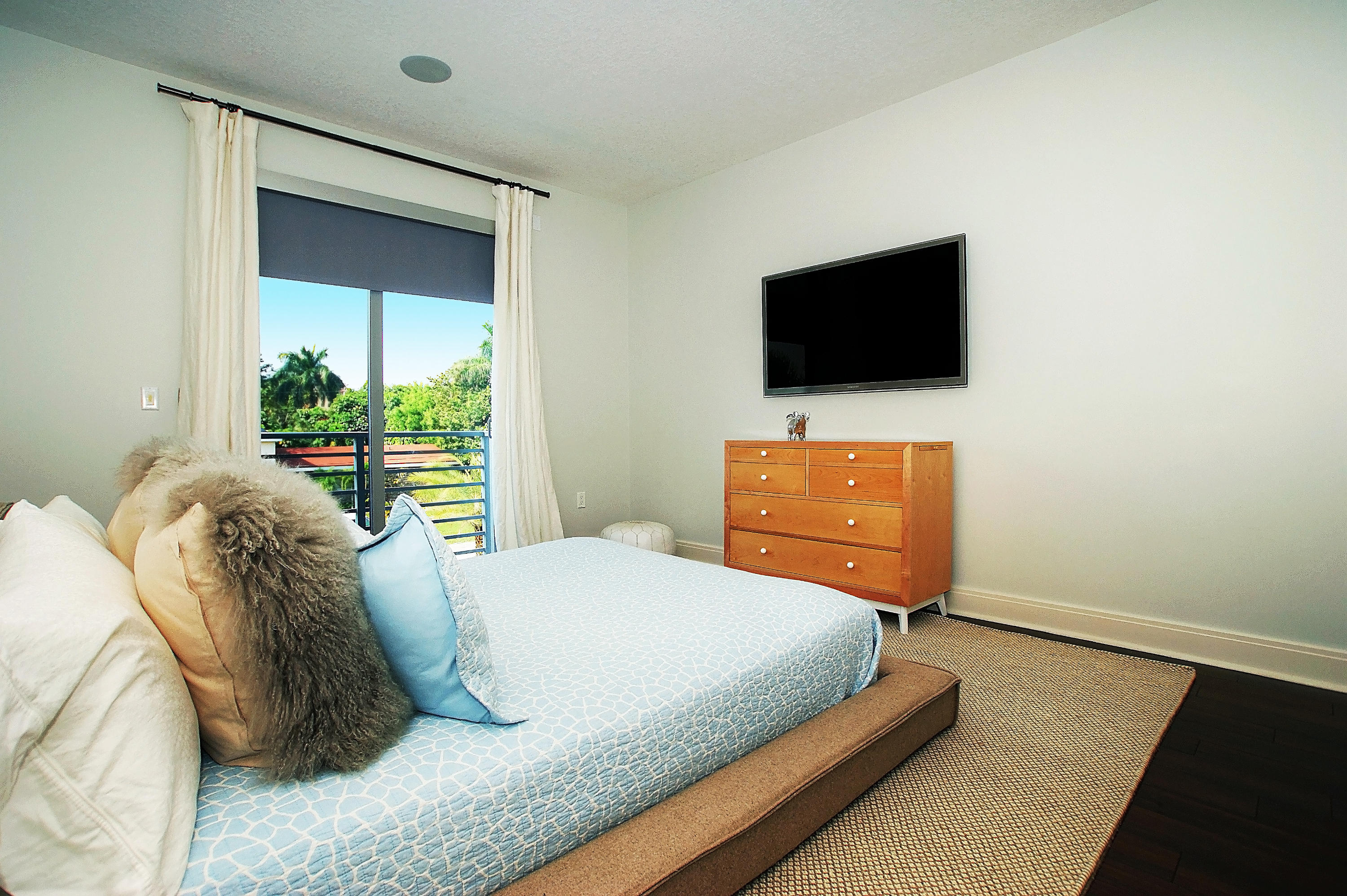 265 Northeast 3rd Street Boca Raton, FL 33432 - Photo 17 of 22 bed9