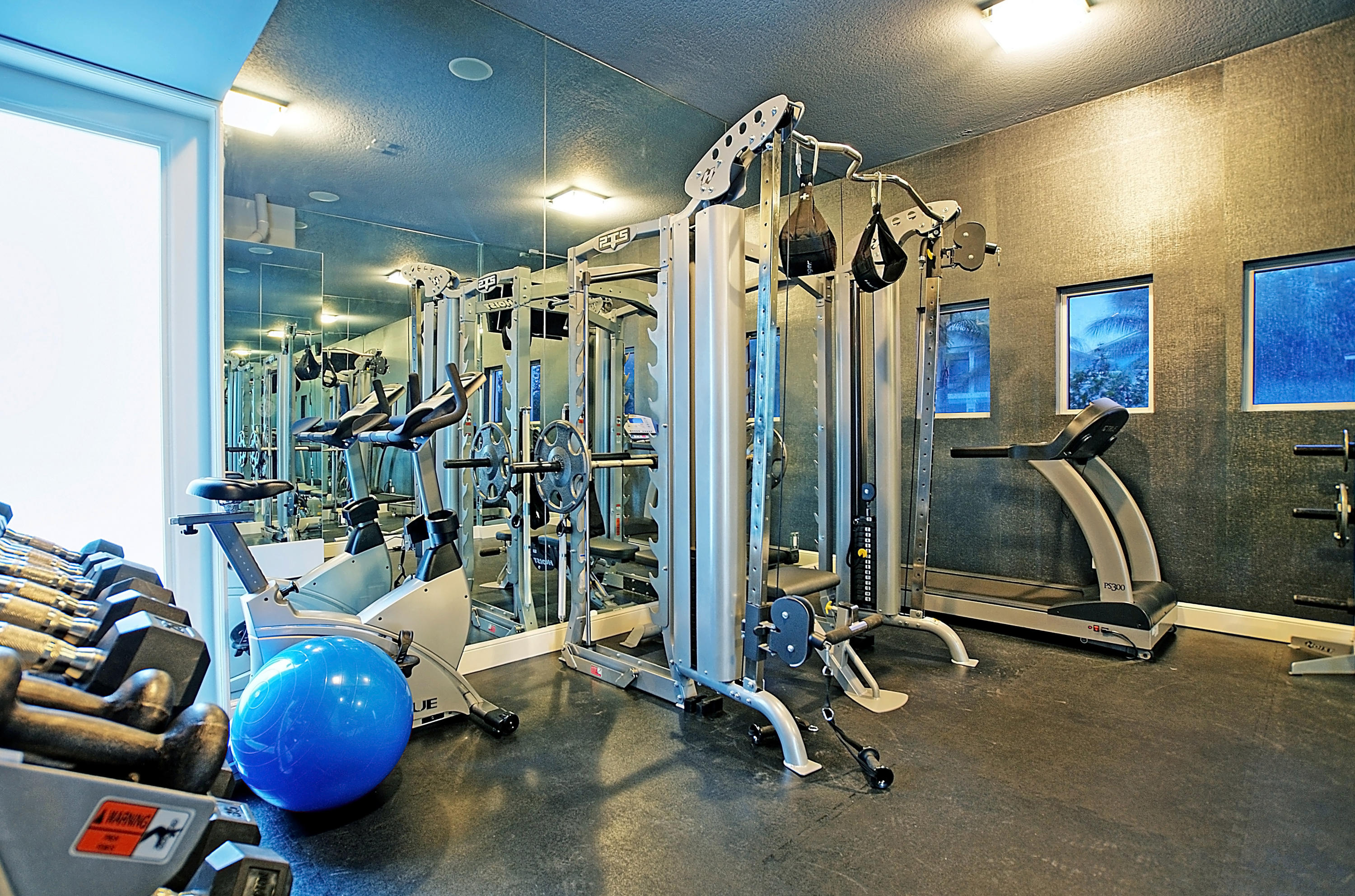 265 Northeast 3rd Street Boca Raton, FL 33432 - Photo 9 of 22 gym