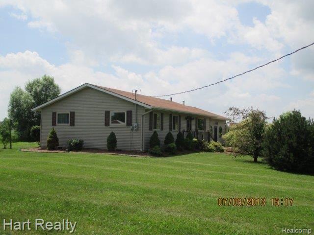 2750 Hayes Road Yale, MI 48097 - Photo 16 of 16 127.jpg