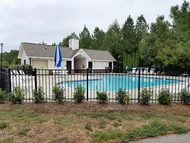 $1,975 | 321 Old Mill Village Drive, Apex, NC 27502