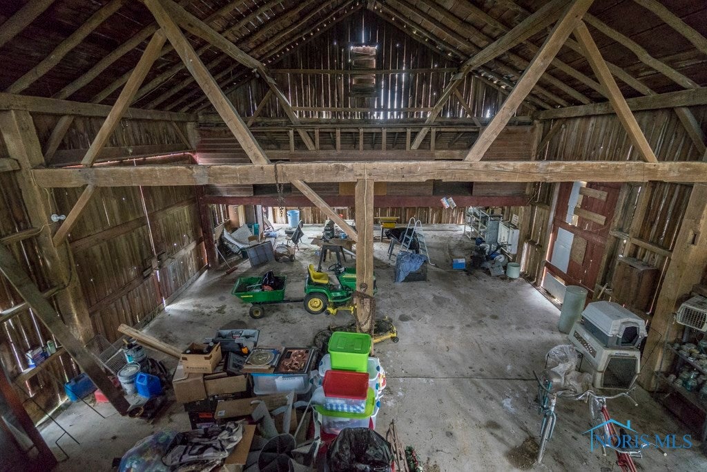 4655 Hall Road Fostoria, OH 44830 - Photo 27 of 31 Gallery Image 27