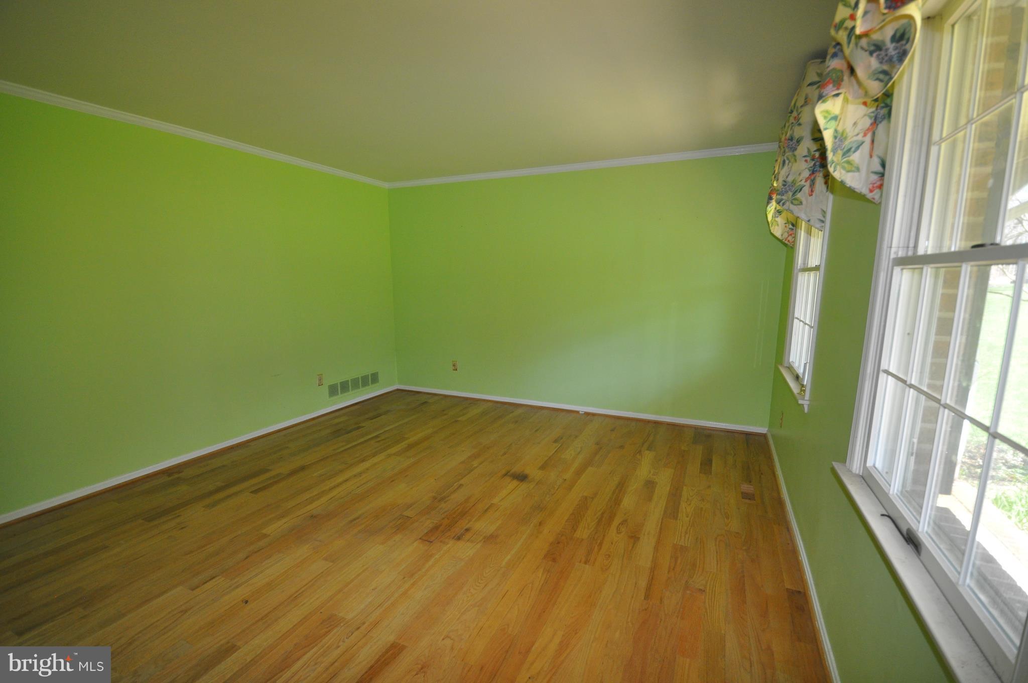 14306 Carroll Ridge Court Baldwin, MD 21013 - Photo 12 of 30 Living Room