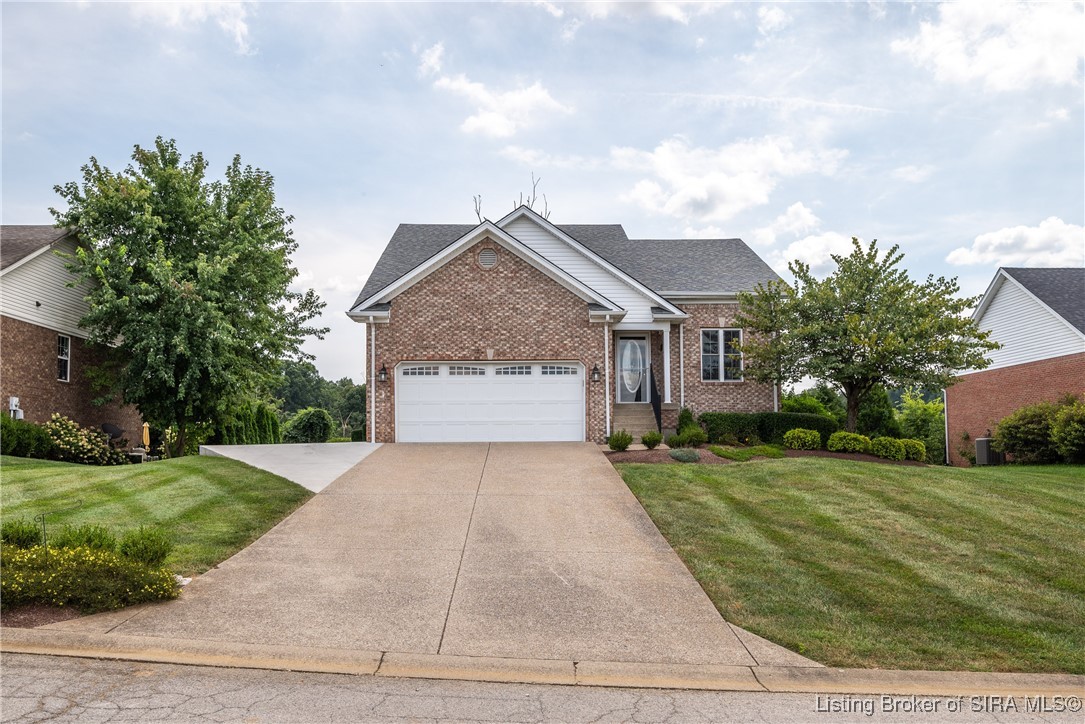 2011 Brookstone Way Georgetown, IN 47122 - Photo 3 of 46 Gallery Image 3