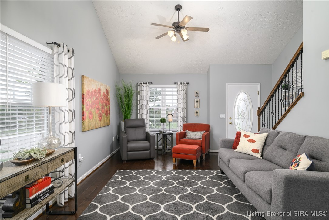 2011 Brookstone Way Georgetown, IN 47122 - Photo 6 of 46 Gallery Image 6