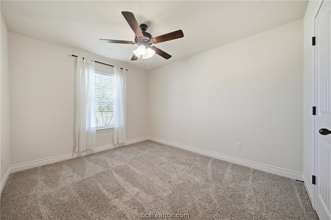 4816 Knight Drive Bryan, TX 77802 - Photo 8 of 42 Gallery Image 8