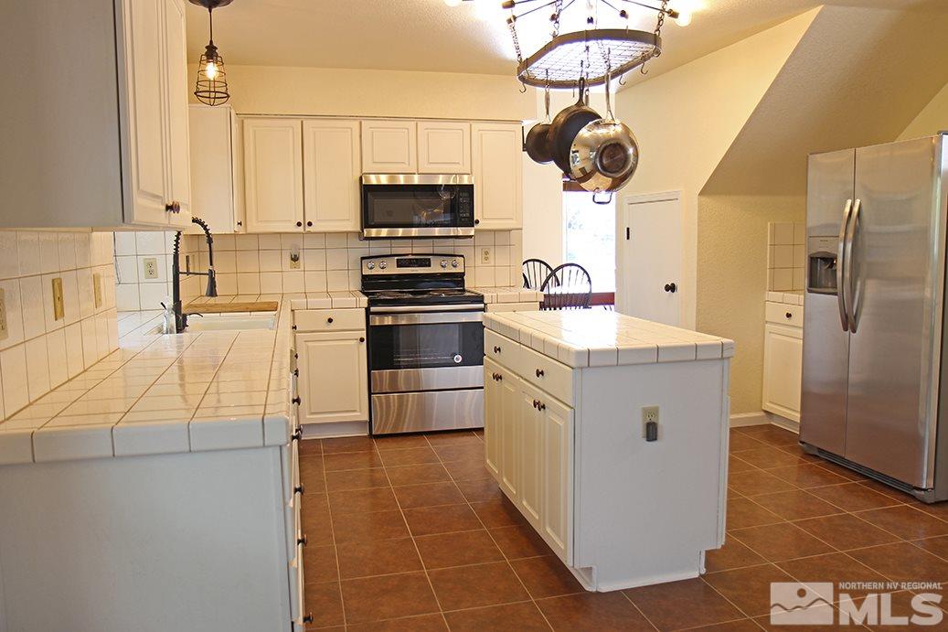 4437 Highplains Drive Reno, NV 89523 - Photo 11 of 22 Photo 11