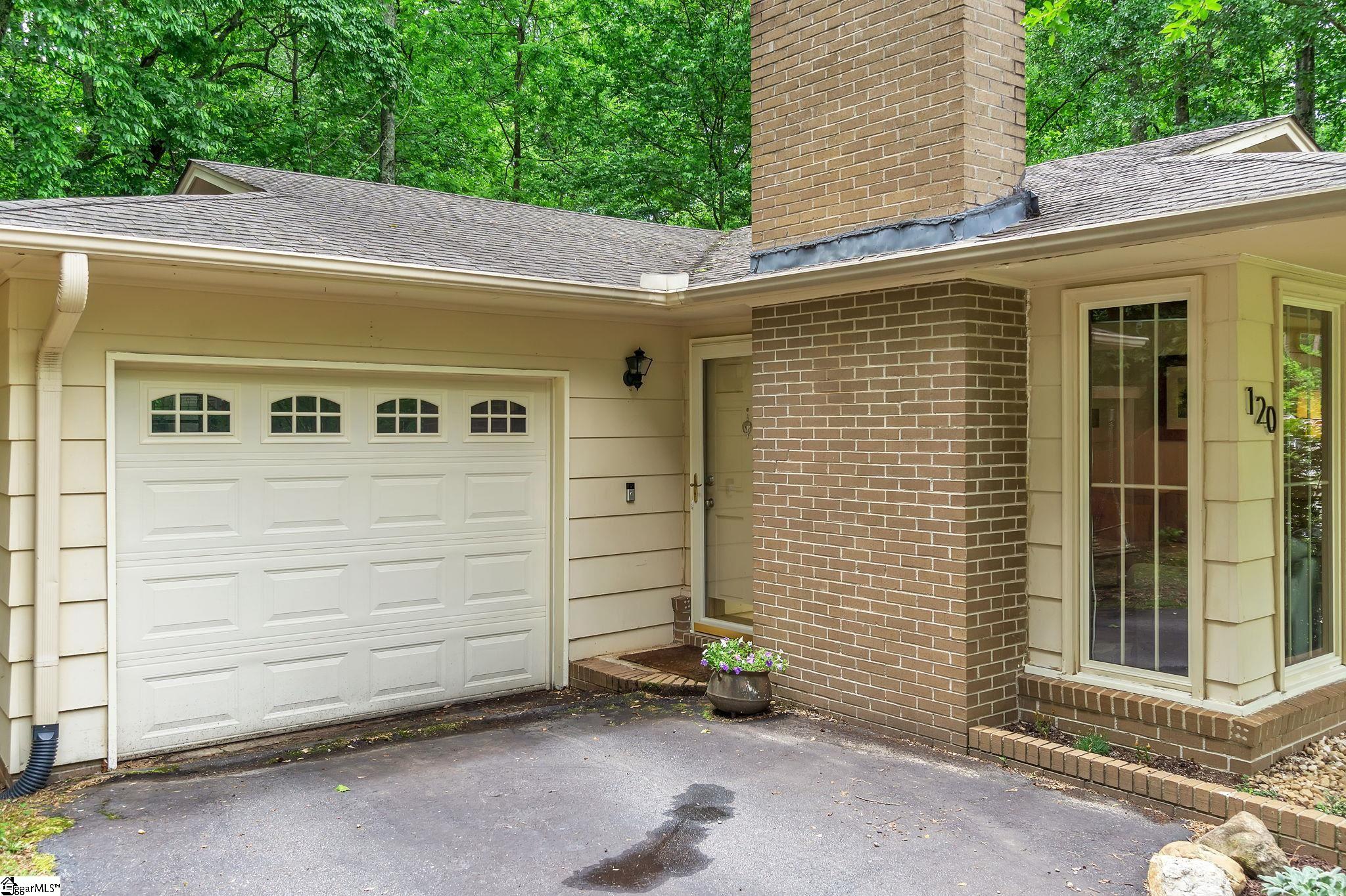 120 Robinson Road Taylors, SC 29687 - Photo 5 of 31