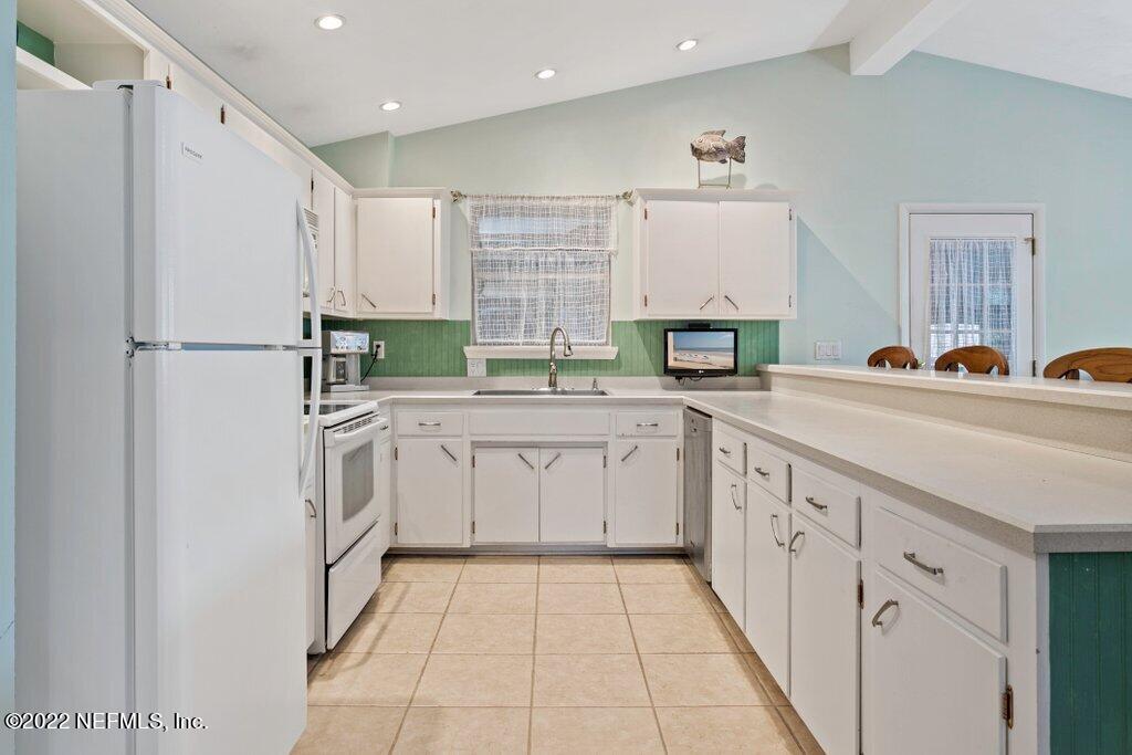 13 Tallwood Road Jacksonville Beach, FL 32250 - Photo 13 of 35 13 Tallwood (20).jpg-SMALL