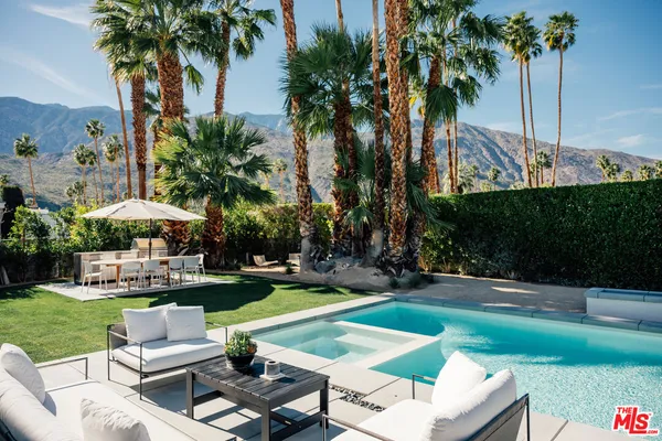 $15,000 | 922 East Anza Drive, Palm Springs, CA 92264