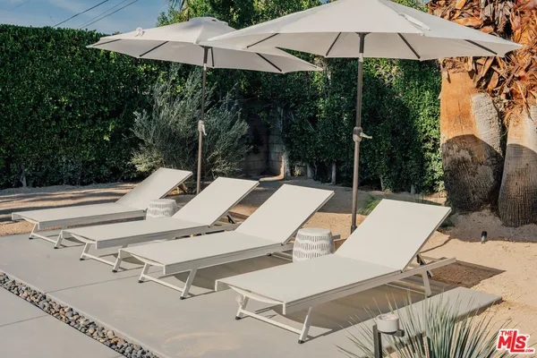 $15,000 | 922 East Anza Drive, Palm Springs, CA 92264