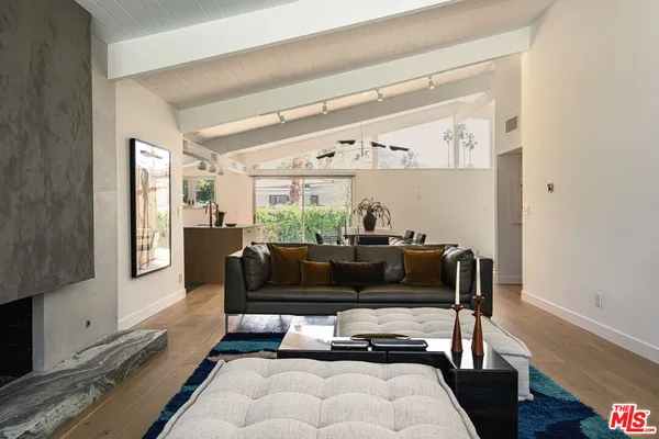 $15,000 | 922 East Anza Drive, Palm Springs, CA 92264