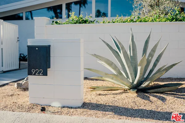$15,000 | 922 East Anza Drive, Palm Springs, CA 92264