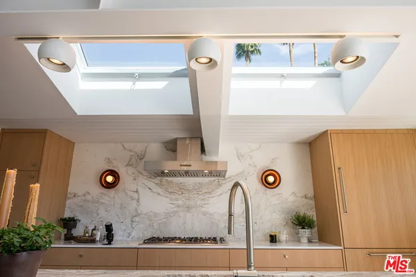 $15,000 | 922 East Anza Drive, Palm Springs, CA 92264