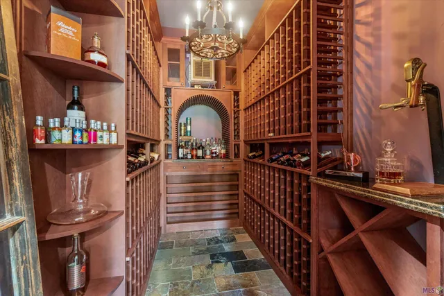 $1,575,000 | 2218 Dove Hollow Drive, Baton Rouge, LA 70809