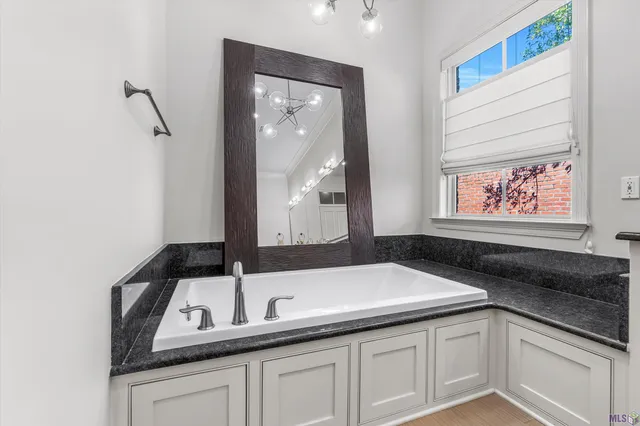 $1,575,000 | 2218 Dove Hollow Drive, Baton Rouge, LA 70809