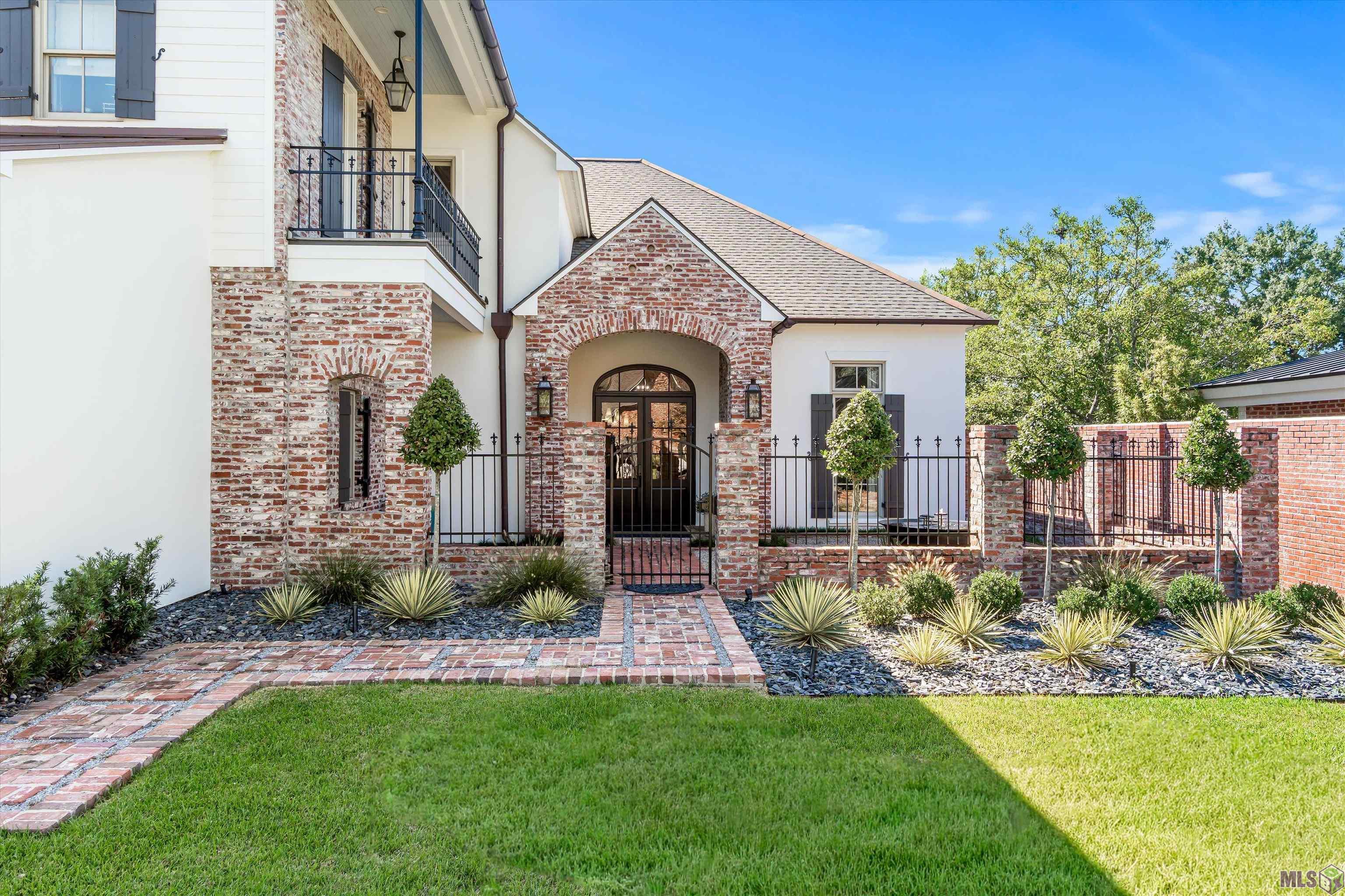 2218 Dove Hollow Drive Baton Rouge, LA 70809 - Photo 2 of 40