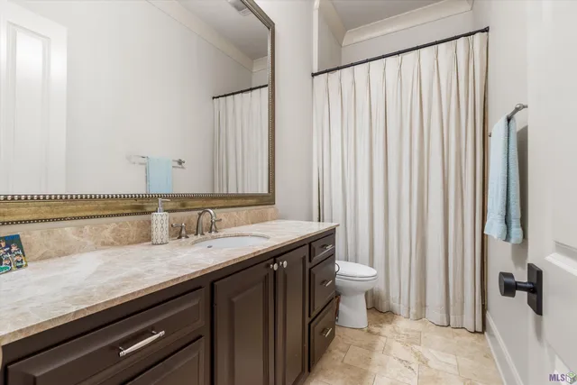 $1,575,000 | 2218 Dove Hollow Drive, Baton Rouge, LA 70809