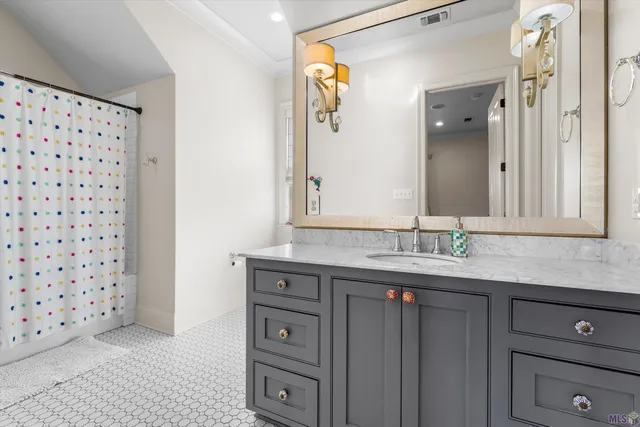 $1,575,000 | 2218 Dove Hollow Drive, Baton Rouge, LA 70809