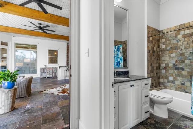 $1,575,000 | 2218 Dove Hollow Drive, Baton Rouge, LA 70809