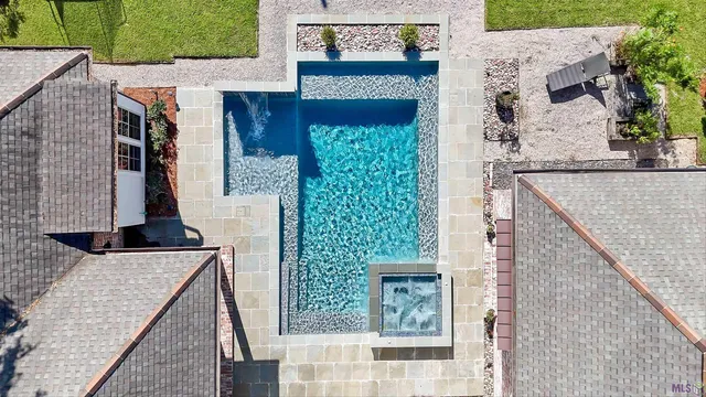 $1,575,000 | 2218 Dove Hollow Drive, Baton Rouge, LA 70809